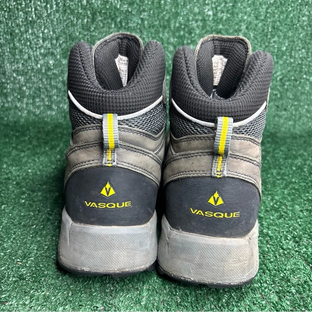 Vasque Hiking Boots Mens Size 13 Gore-Tex Waterproof Vibram‎ Mid Top 7480